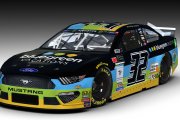2019 #32 Corey LaJoie Bluegreen Vacations Ford