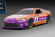 #11 - Denny Hamlin - King’s Hawaiian UBE Coconut Rolls - (Talladega 1)