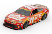 2026 #11 Denny Hamlin King's Hawaiian Cinnamon Bites GATEWAY